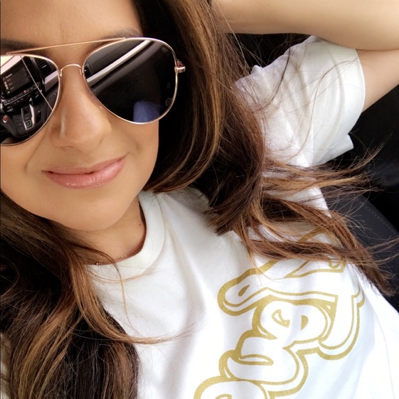 Meet your Posher, Jennifer - Picture 13 of 16